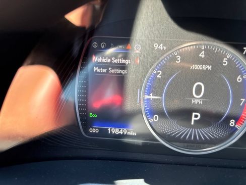 Used 2025 Lexus ES 350 w/ Premium Package FWD image 10