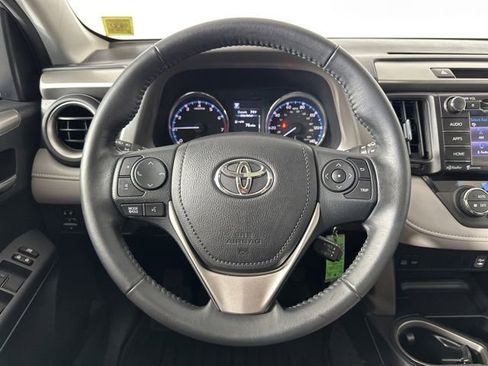 Used 2016 Toyota RAV4 XLE AWD/4WD image 14