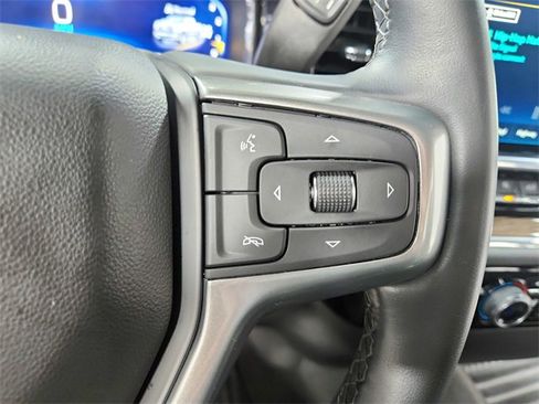 Used 2024 Chevrolet Silverado 1500 LT image 24