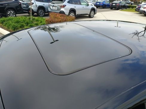 Used 2018 Volkswagen Passat 2.0T SEL Premium image 9