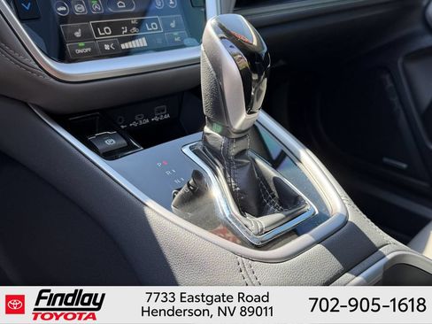 Used 2025 Subaru Outback Onyx Edition AWD/4WD image 30