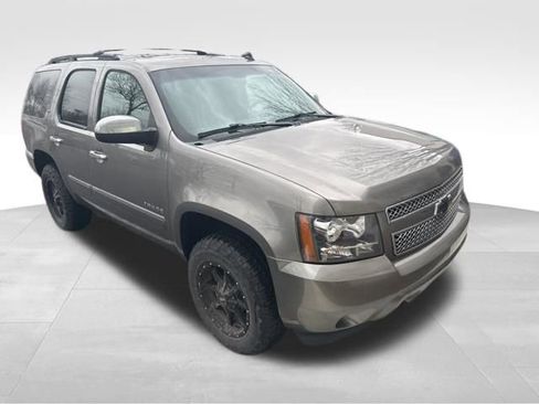 Used 2012 Chevrolet Tahoe LTZ image 2