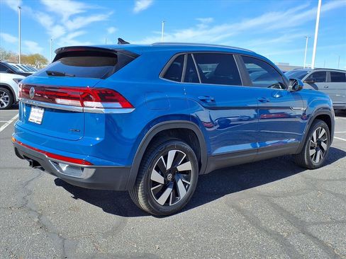 New 2026 Volkswagen Atlas Cross Sport SE image 5