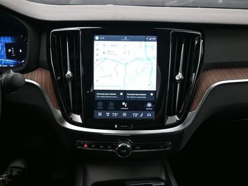 Used 2023 Volvo S60 B5 Core w/ Climate Package FWD image 13