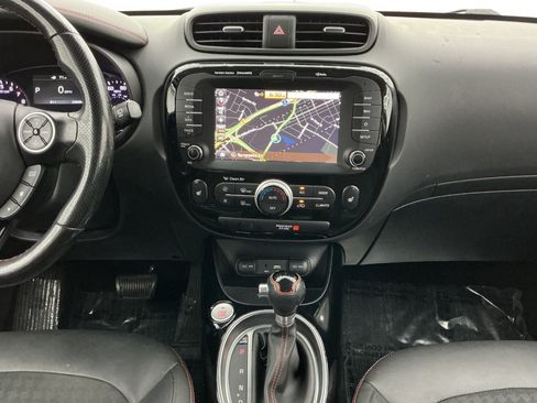 Used 2018 Kia Soul ! w/ Tech Package FWD image 29