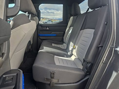 Used 2024 Toyota Tacoma TRD Off-Road image 26