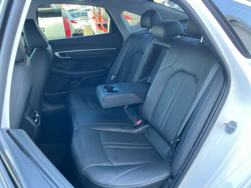 Used 2024 Hyundai Sonata Limited image 17