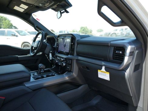 New 2026 Ford F150 XLT w/ FX4 Off-Road Package AWD/4WD image 11