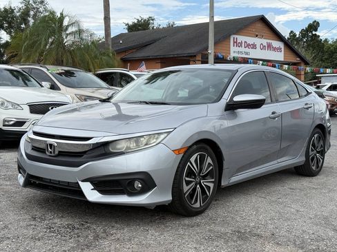 Used 2016 Honda Civic EX-T image 2