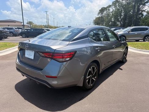 Used 2024 Nissan Sentra SV FWD image 12