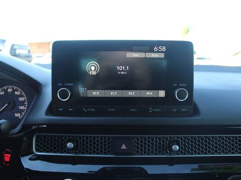 Used 2023 Honda Civic Sport image 24