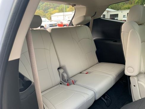 Certified 2023 Buick Enclave Essence w/ Experience Buick Package image 15