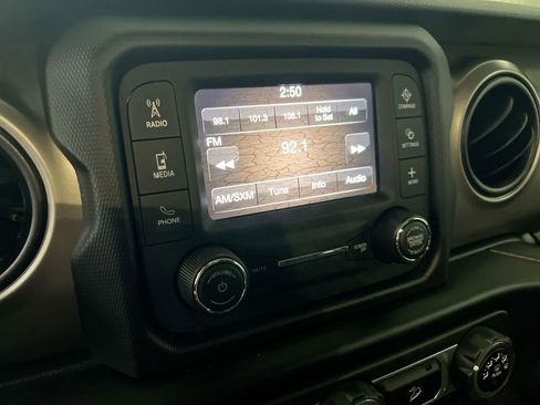 Used 2020 Jeep Wrangler Unlimited Sport S AWD/4WD image 14