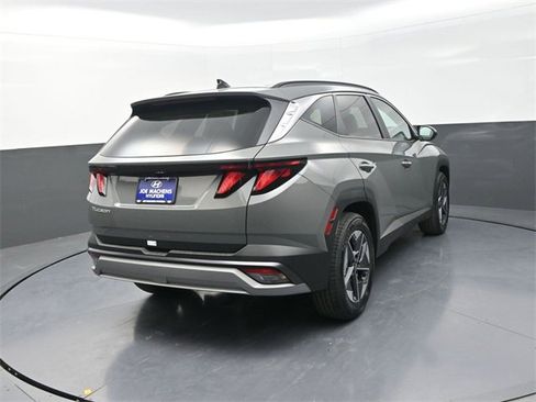 New 2026 Hyundai Tucson SEL image 8