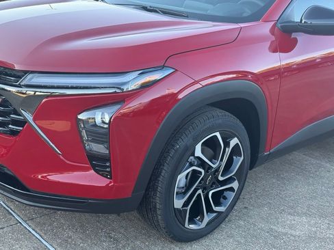 New 2026 Chevrolet Trax RS w/ Driver Confidence Package image 2