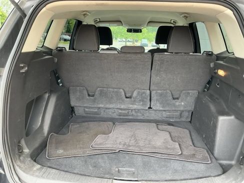 Used 2017 Ford Escape SE w/ Equipment Group 201A FWD image 21