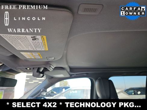 Used 2019 Lincoln Navigator Select w/ Technology Package image 16