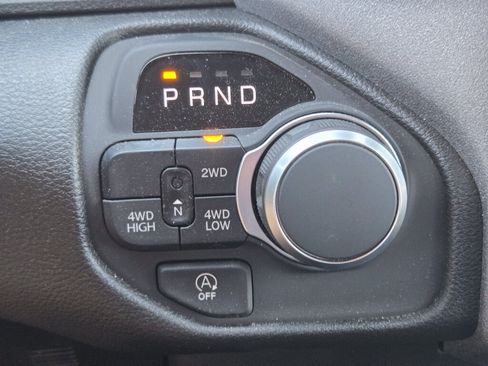 Used 2026 RAM 1500 Express AWD/4WD image 21