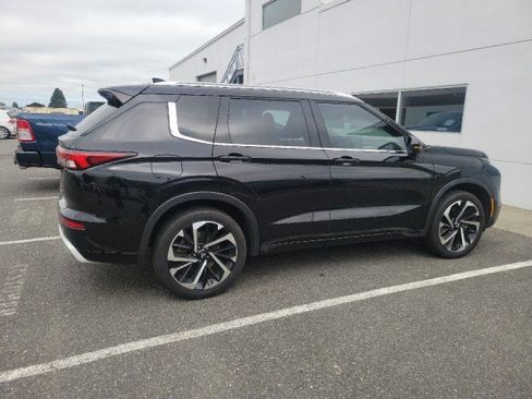 Used 2022 Mitsubishi Outlander SEL FWD image 3