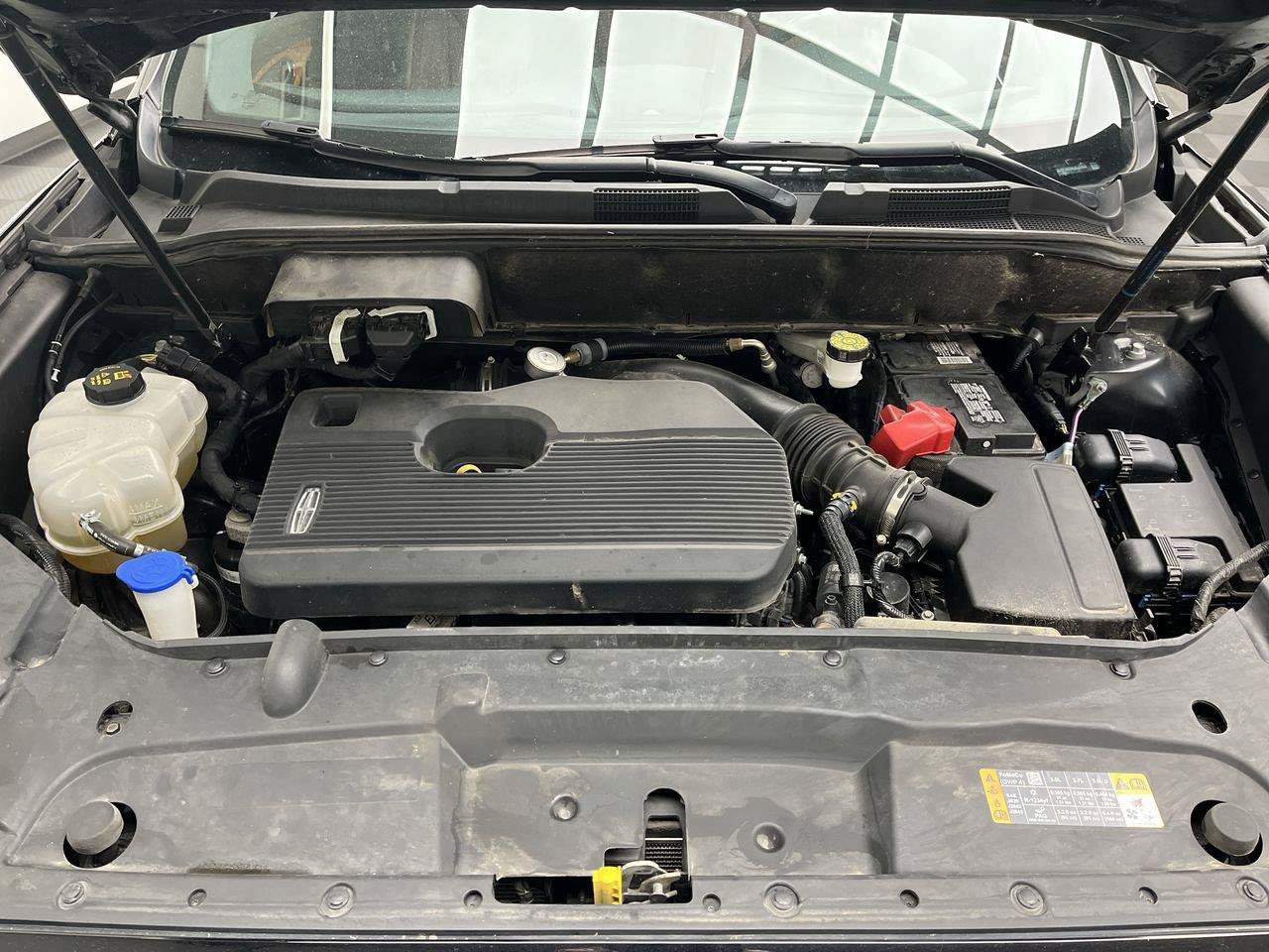 Used 2020 Lincoln Nautilus Reserve AWD/4WD image 32