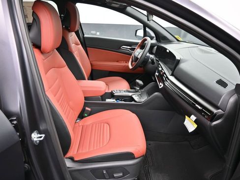 New 2026 Kia Sportage SX FWD image 25