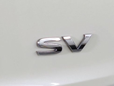 Used 2023 Nissan Rogue SV FWD image 24