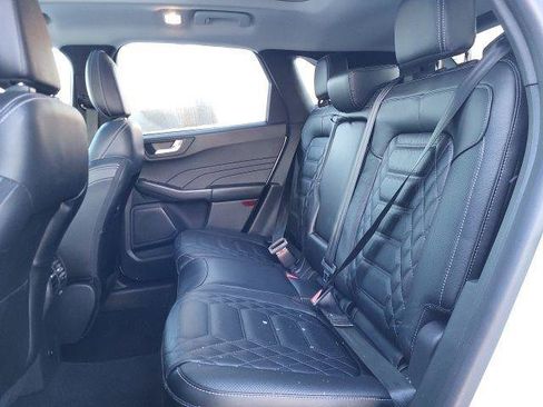 Used 2023 Ford Escape SE w/ PHEV Premium Package image 11