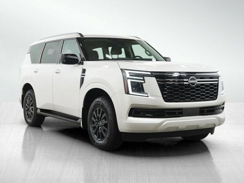 Used 2025 Nissan Armada SV AWD/4WD image 7