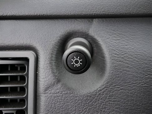 Used 1999 Plymouth Prowler image 17