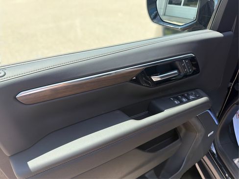 New 2026 Chevrolet Tahoe High Country AWD/4WD image 22