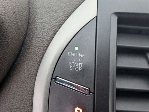 Used 2015 Lincoln MKC AWD w/ Equipment Group 102A Reserve image 22