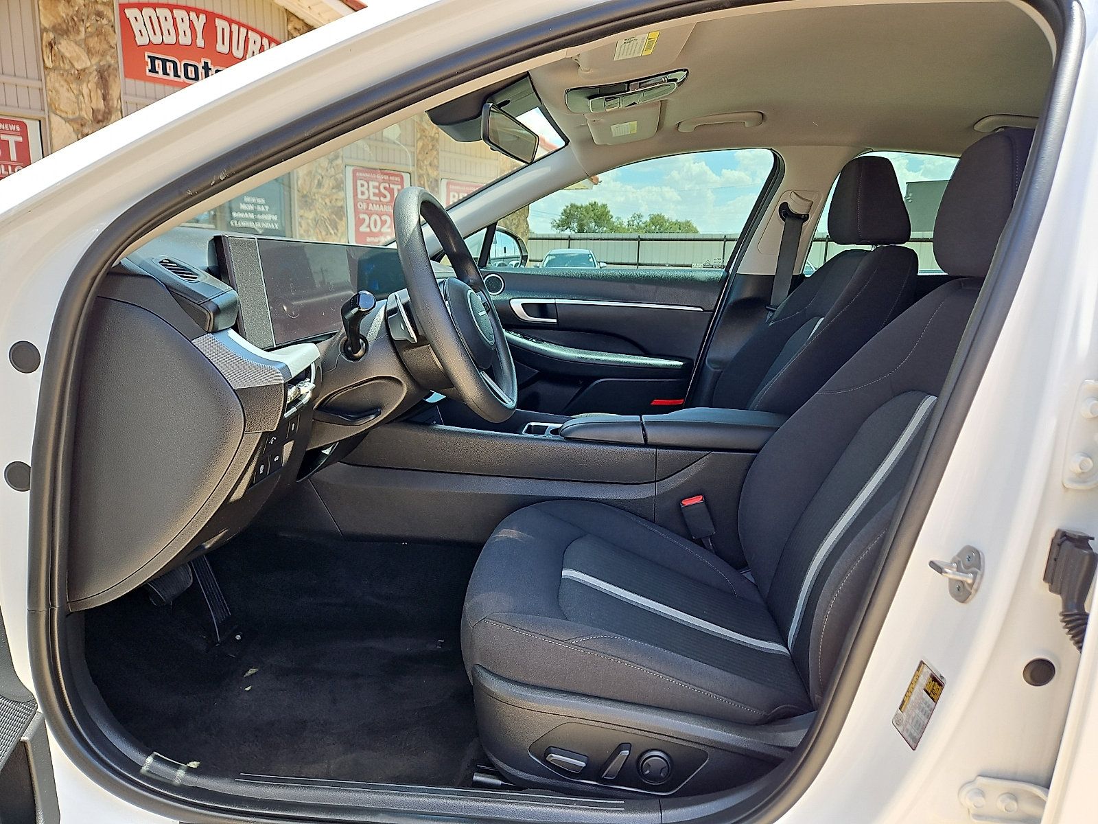 Used 2025 Hyundai Sonata SEL FWD image 10