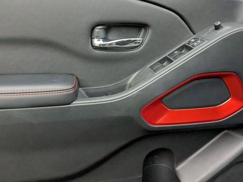 New 2025 Nissan Frontier PRO-4X w/ Pro Convenience Package image 11