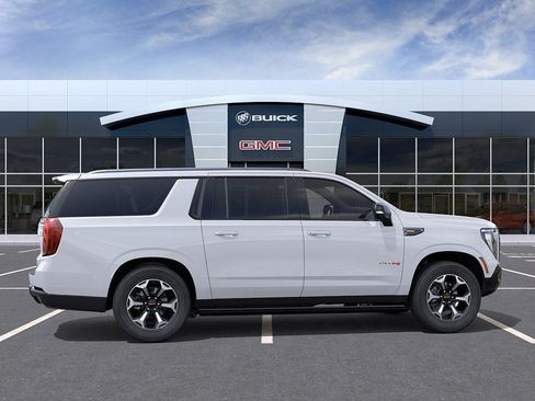 New 2026 GMC Yukon XL AT4 Ultimate w/ LPO, Floor Liner Package AWD/4WD image 5