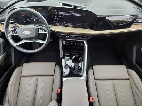 Certified 2025 Audi Q5 Premium Plus AWD/4WD image 34