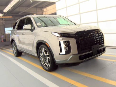 Used 2025 Hyundai Palisade SEL AWD/4WD image 1