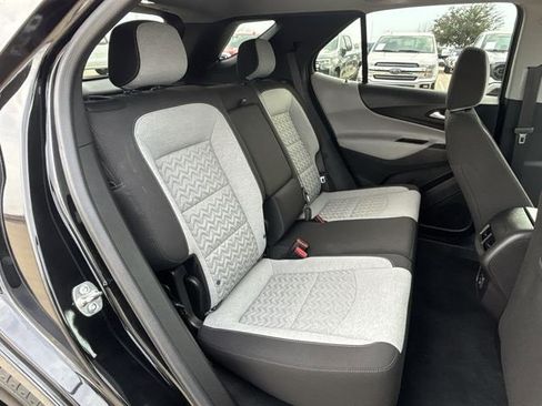 Used 2024 Chevrolet Equinox LS w/ LS Convenience Package image 28