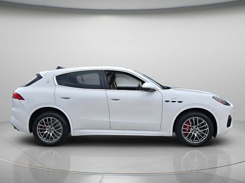 Used 2023 Maserati Grecale GT AWD/4WD image 5