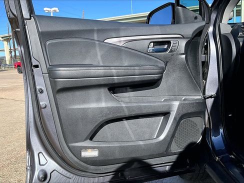 Used 2022 Honda Ridgeline RTL-E image 19