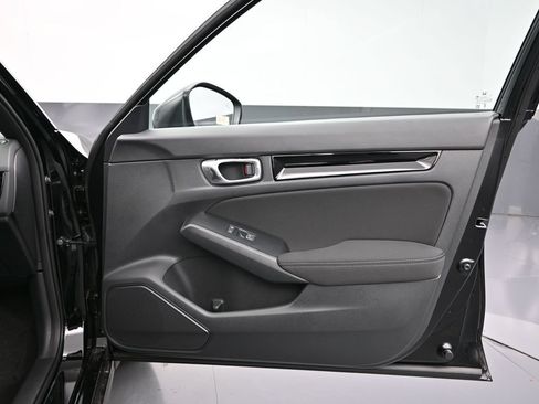 Used 2025 Honda Civic Sport image 24