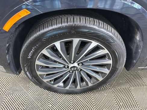 Used 2024 Hyundai Palisade Calligraphy image 10