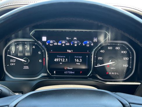 Certified 2020 GMC Sierra 1500 AT4 w/ Off-Road Performance Package AWD/4WD image 17