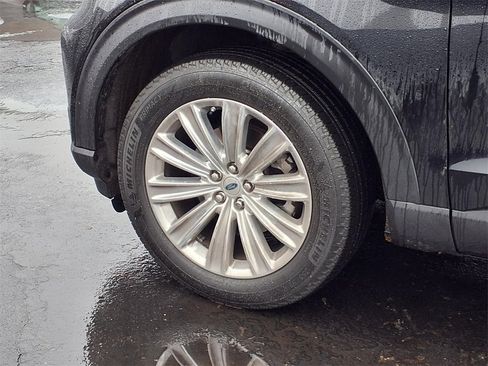 Used 2020 Ford Explorer Limited w/ Class III Trailer Tow Package image 10