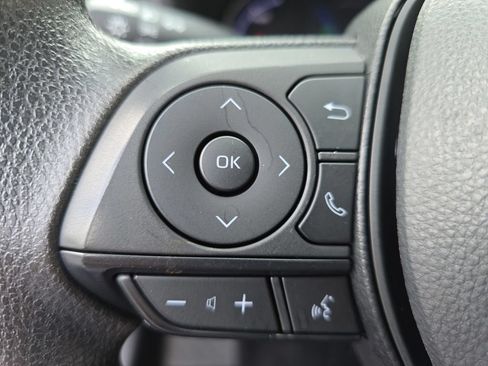 Certified 2025 Toyota RAV4 XLE AWD/4WD image 20