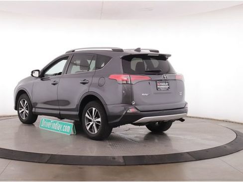 Used 2016 Toyota RAV4 XLE AWD/4WD image 8