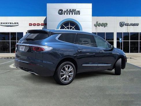 Used 2023 Buick Enclave Premium w/ Experience Buick Package AWD/4WD image 4