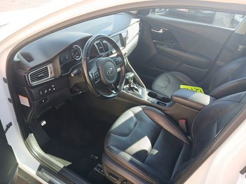 Used 2019 Kia Niro Touring image 23