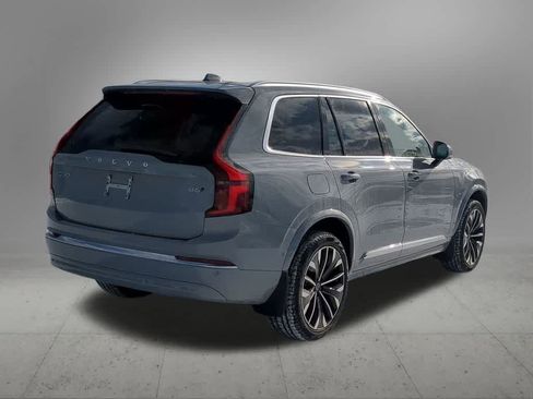 New 2026 Volvo XC90 B6 Plus w/ Protection Package Premier image 6