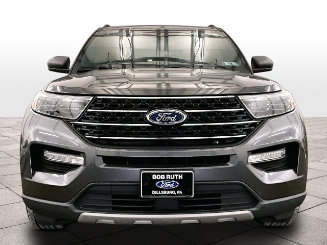 Used 2020 Ford Explorer XLT w/ Equipment Group 202A AWD/4WD image 3