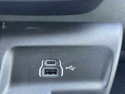 New 2025 RAM ProMaster 2500 w/ Convenience Group image 10